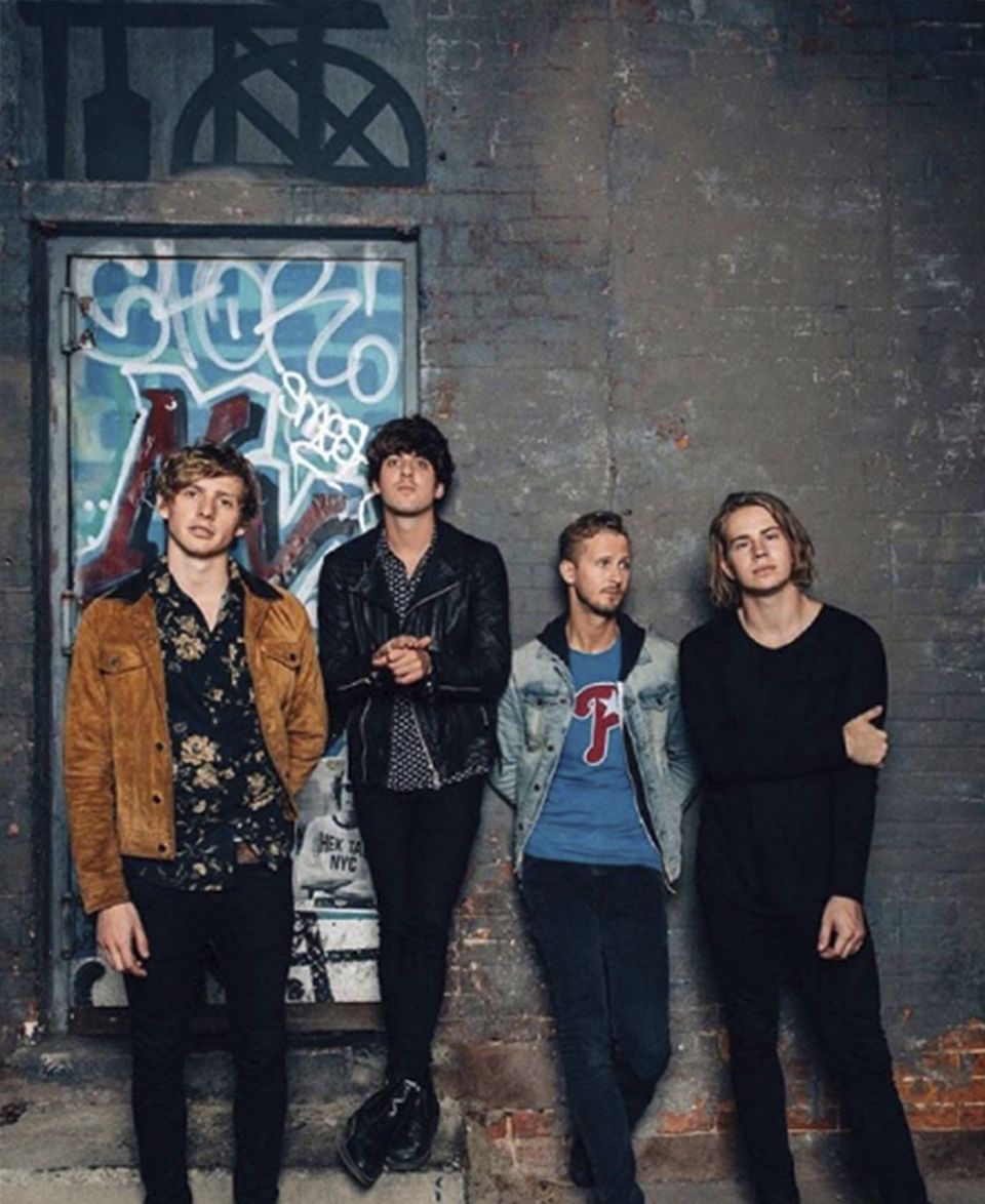 Circa Waves